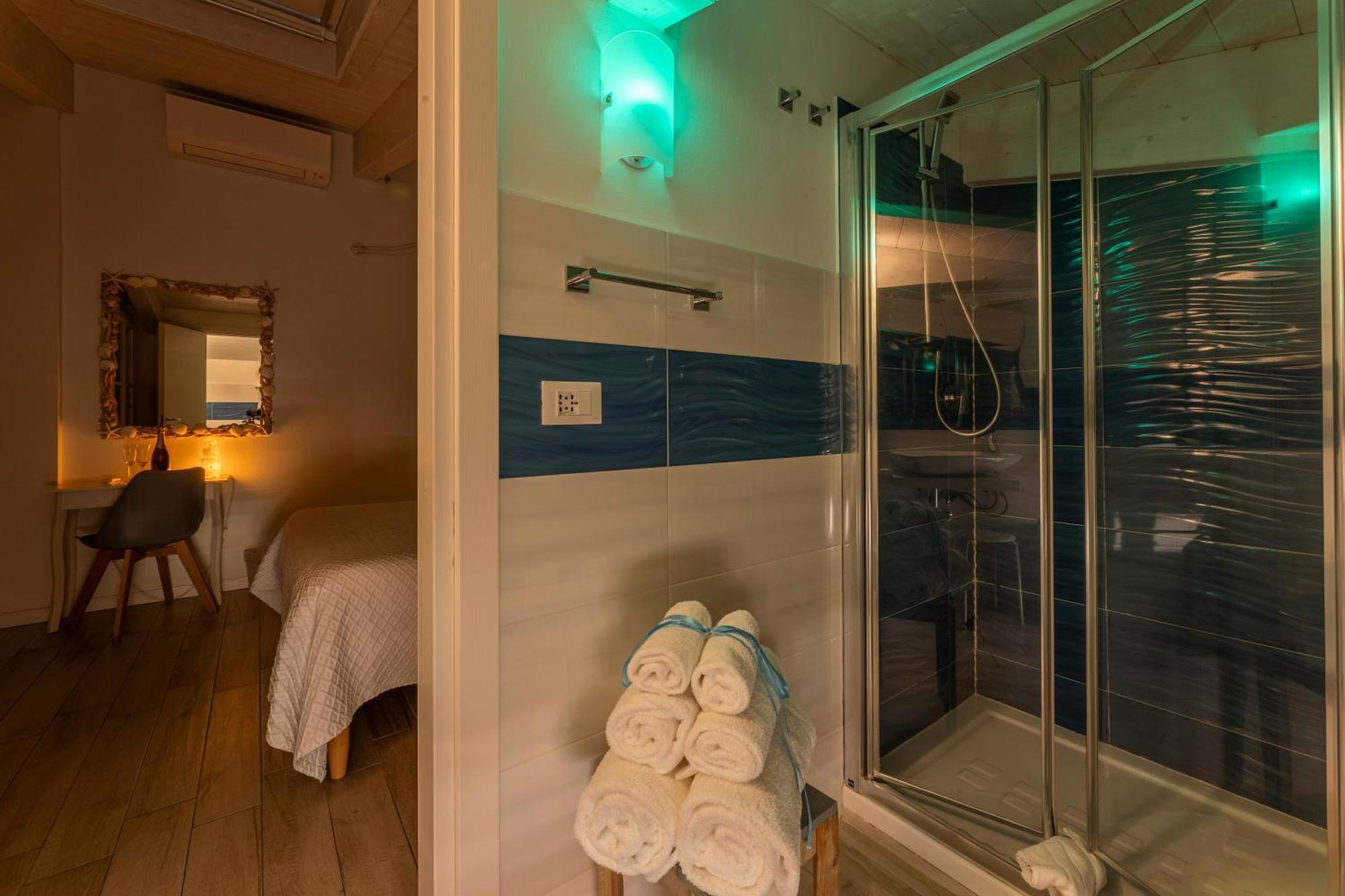 Acquamarina B&B ฟอลลอนนีกา ภายนอก รูปภาพ